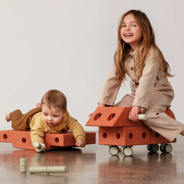 Kreative Bausteine zur Förderung der Grobmotorik Explorer Set – orange 15 in 1 - Tublu.de