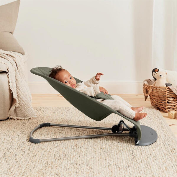 Babywippe BLISS WOVEN Petal Quilt – Dunkelgrün