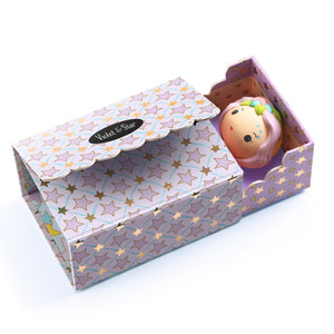 Magnetyczne pudełko z figurkami Tinyly Djeco - Pokoik Violet - Tublu.de