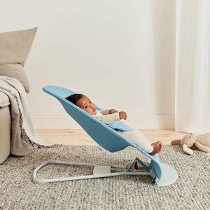 Babywippe BLISS WOVEN Petal Quilt – Blau