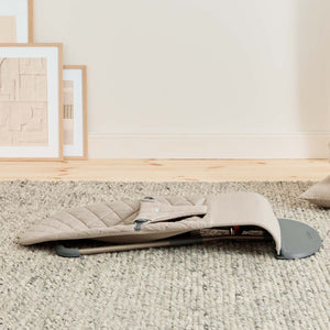 Babywippe BLISS WOVEN – Sandgrau