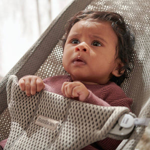 Babywippe BLISS MESH – Grau-Beige