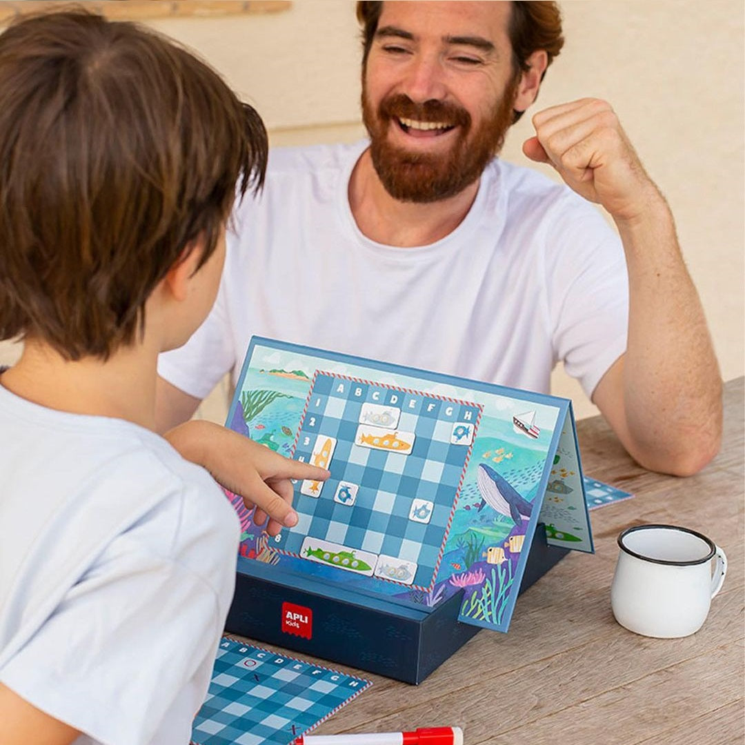 Spielzeug ab 5 Jahren mit Brettspiel und Lernspaß für Kinder zur Förderung von Fähigkeiten