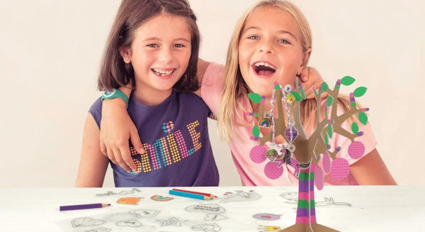 Set mit magischem Kunststoff – Schmuck