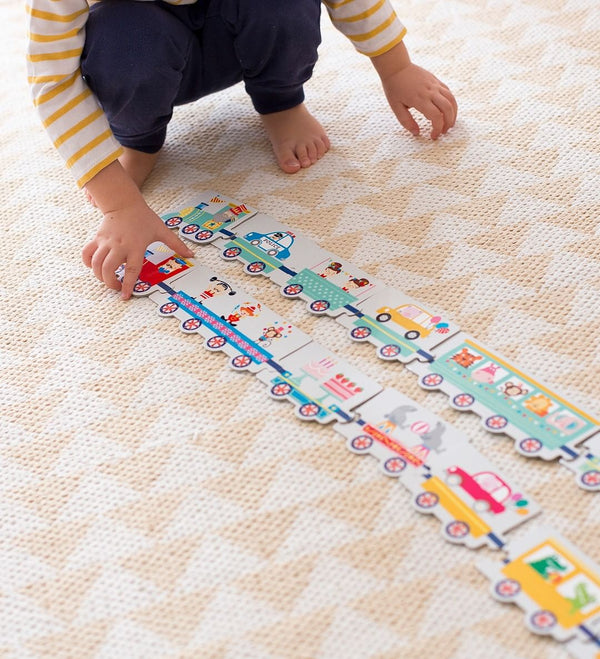 Puzzle im Kartonhaus – Zug 3+ - Tublu.de