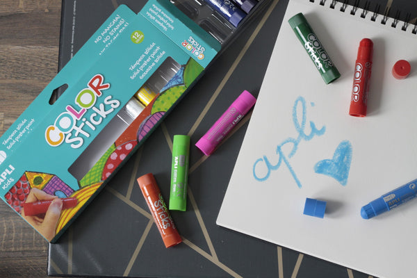 Farben in Stiftform – 12 Farben