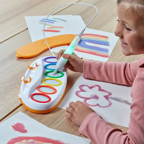 Magischer Leuchtpinsel Ohne Flecken – Color Wonder Mess Free