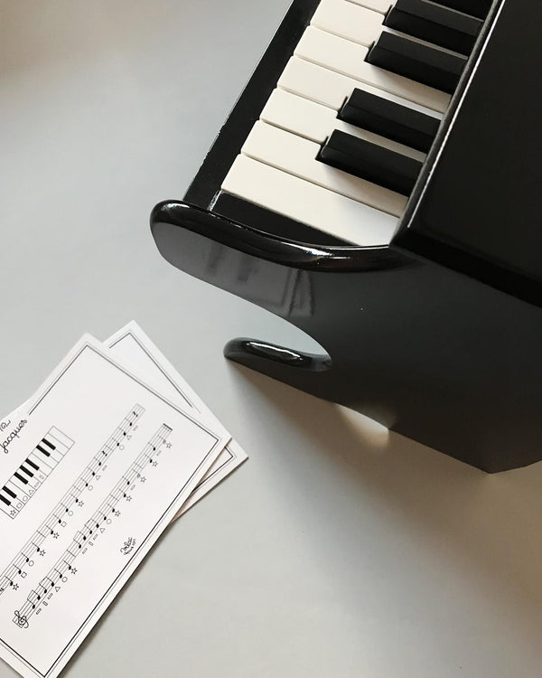 Klavier für Kinder mit Noten