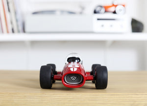 Rennwagen F1 Malibu – Ross