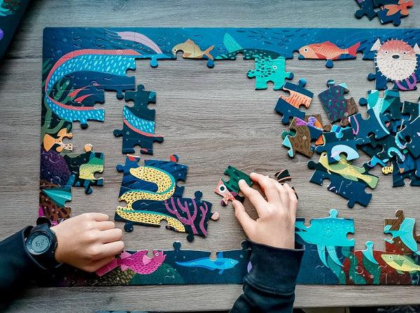 Im Dunkeln leuchtendes Puzzle – Ozean 5+