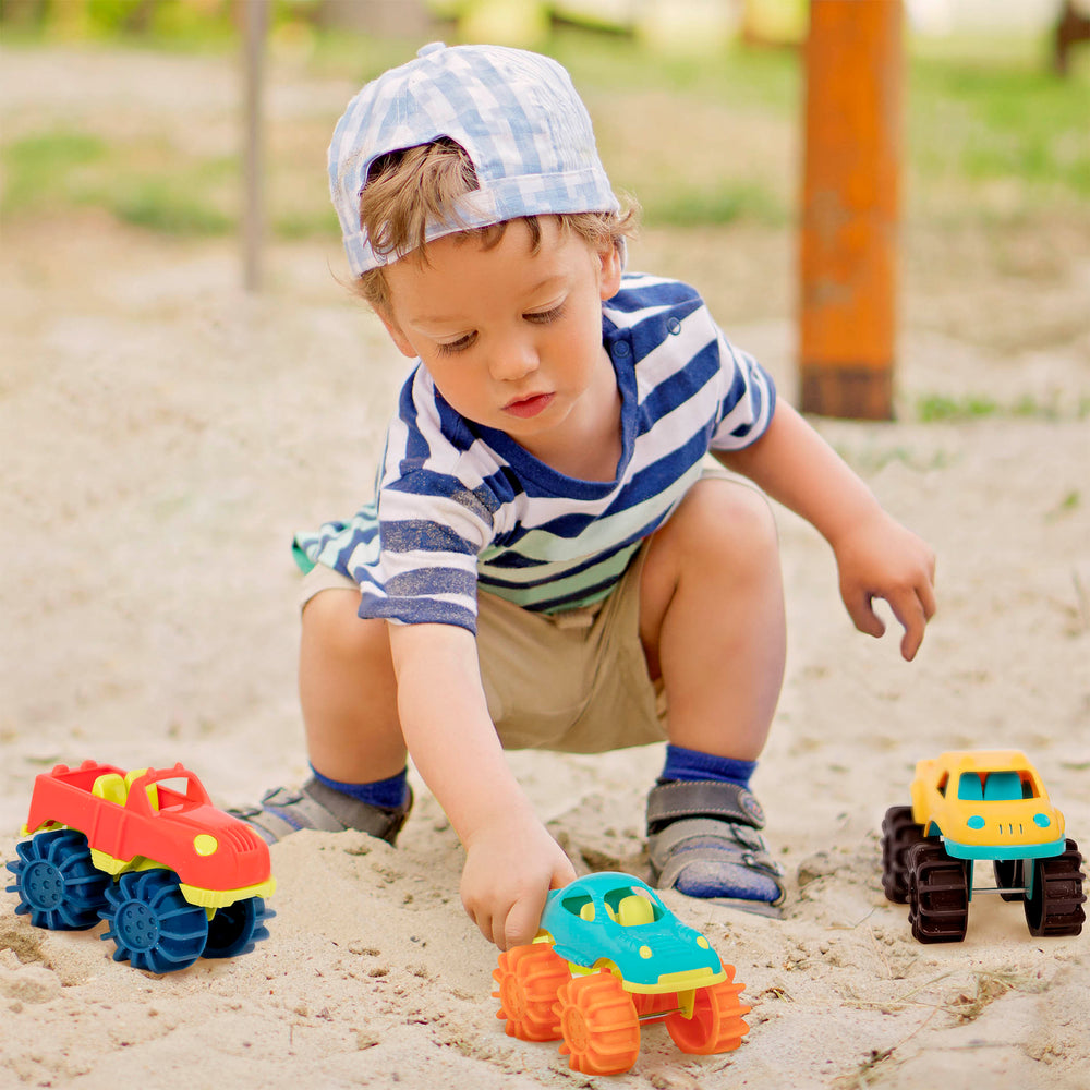 Set mit 6 Monster Trucks – Thunder Monster – Monster Trucks