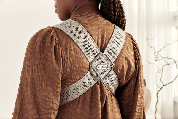 Babytrage MINI 3D Mesh – Grau-Beige