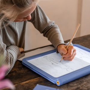 Beleuchtetes Tablet zum Schreiben- und Zeichnenlernen Kidydraw Pro – Manga