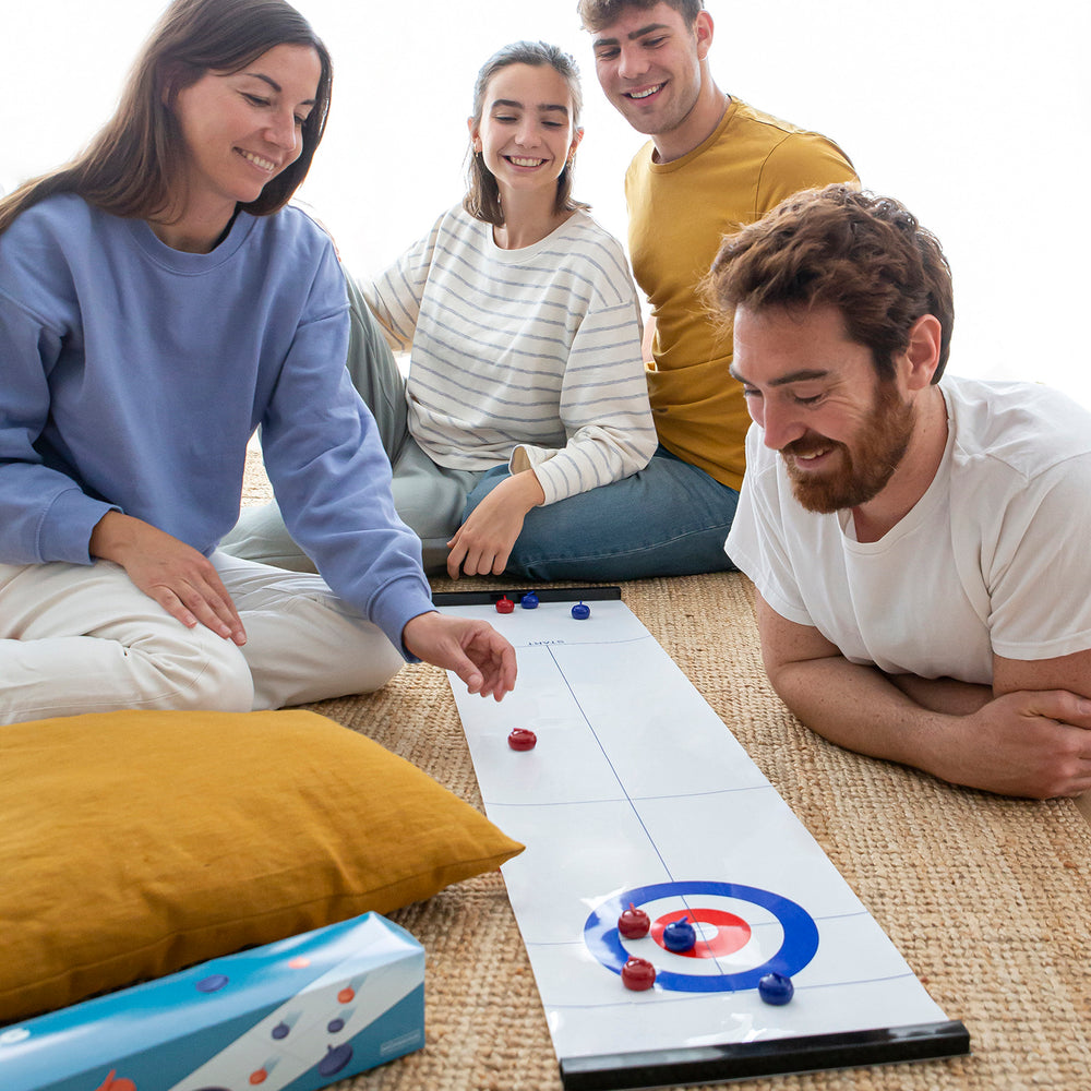 Geschicklichkeitsspiel – Curling