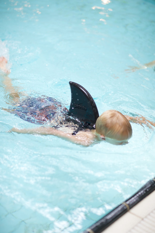 Haifischflossen-Schwimmgürtel für Kinder – Schwarz