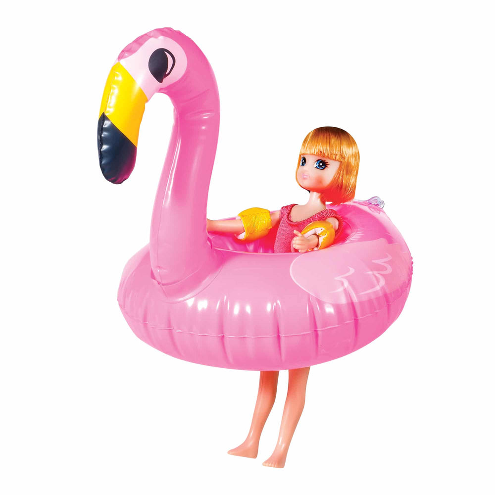 Puppe – Im Schwimmbad
