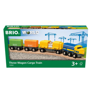 Güterzug mit drei Waggons