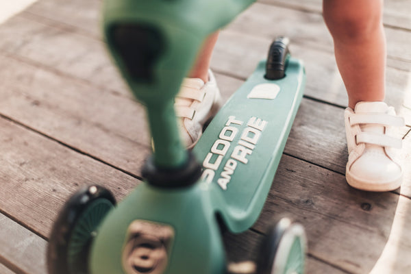 Roller und Fahrrad 2in1 Highwaykick  1-5 Jahre - Forest - Tublu.de