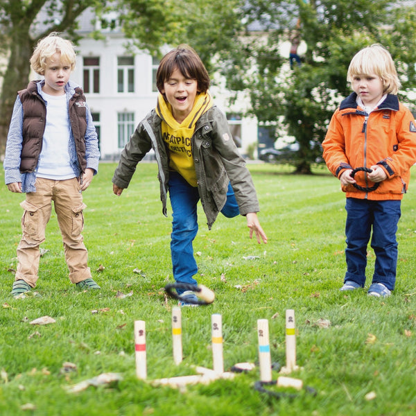 Geschicklichkeitsspiel – Ringwurfspiel