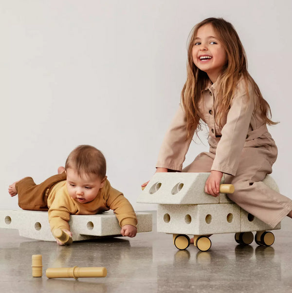 Kreative Bausteine zur Förderung der Grobmotorik Explorer Set – sandgrau 15 in 1