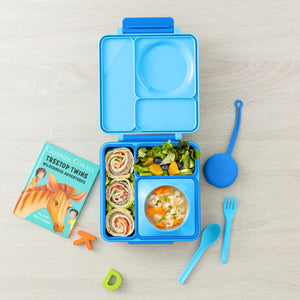 Anhänger – Hülle mit Besteck OmiePod – Capri Blue