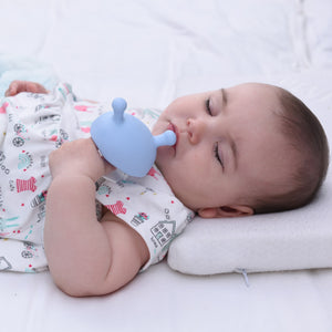 Gryzak Uspokajający Mombella - Mushroom Light Blue - Tublu.de