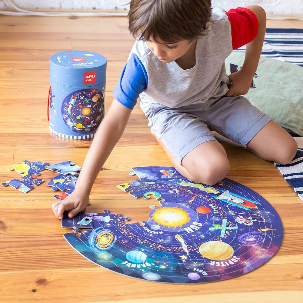 Rundes Puzzle in einer Tube – Sonnensystem 5+