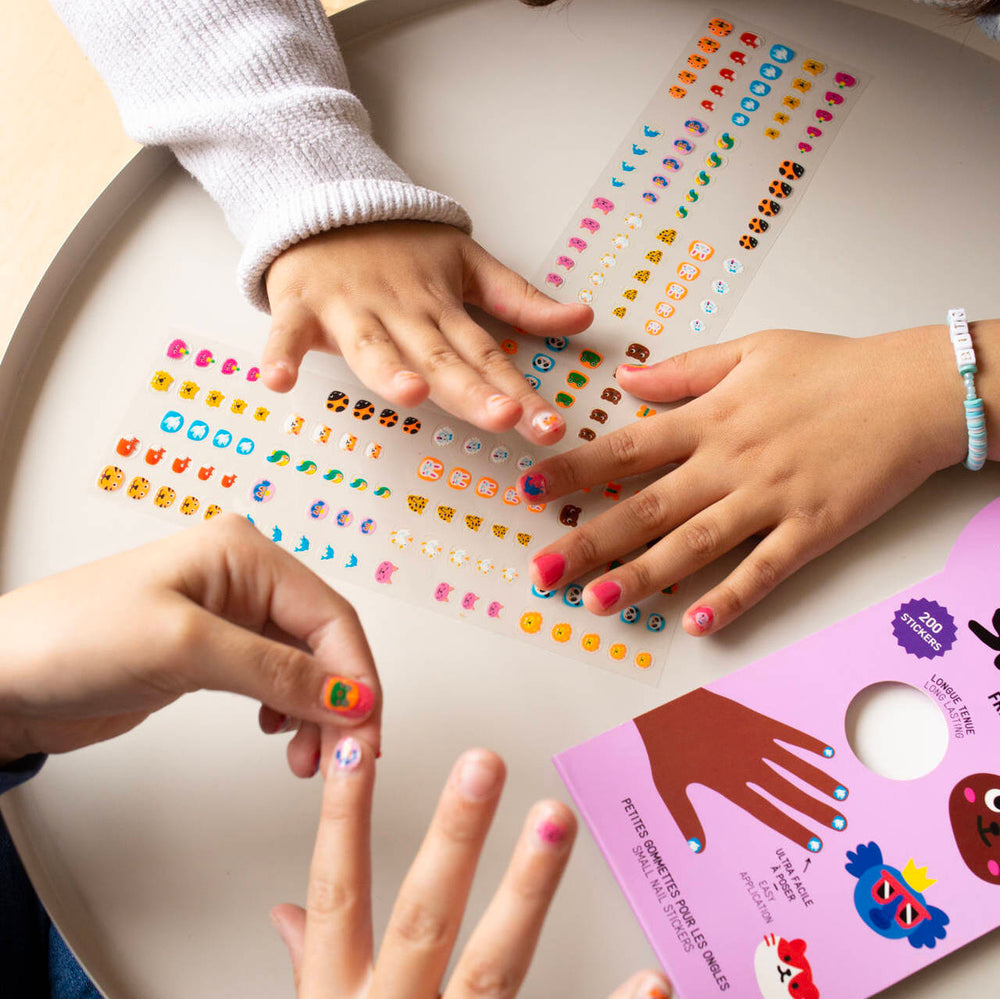 Nagelaufkleber – Friends 200 Stück - Tublu.de