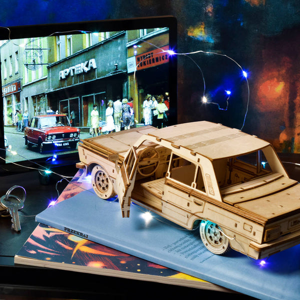 Holzpuzzle 3D-Modell – FSO Fiat 125p