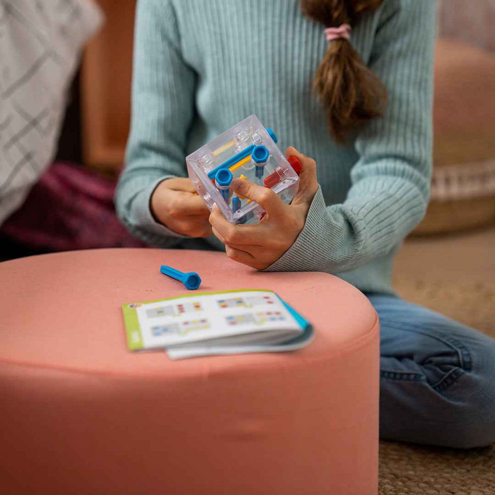Gra logiczna Smart Games - Criss Cross Cube (ENG)