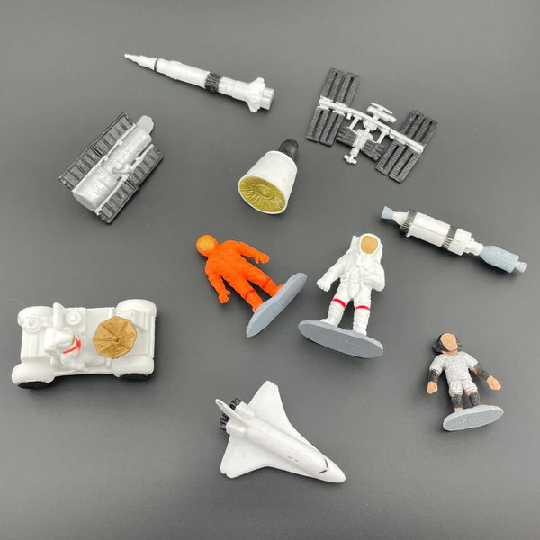 Figurenset in einer TOOB-Röhre – Im Weltraum - Tublu.de
