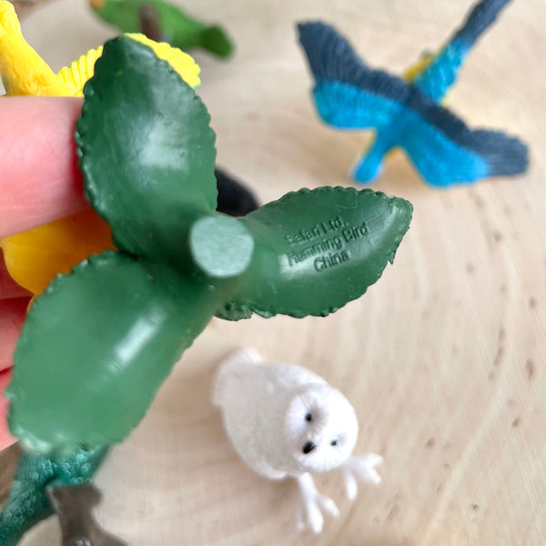 Figurenset in einer Tube TOOB – Exotische Vögel