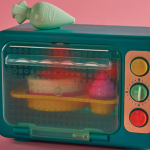 Backofen mit Kuchen und Geräuschen Mini Chef – Bake-a-Cake Playset - Tublu.de