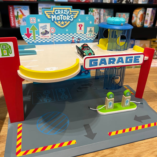 Holzgarage – Crazy Motors