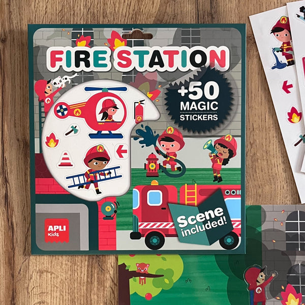 Wiederverwendbare Aufkleber mit Spielbrett – Feuerwache - Tublu.de