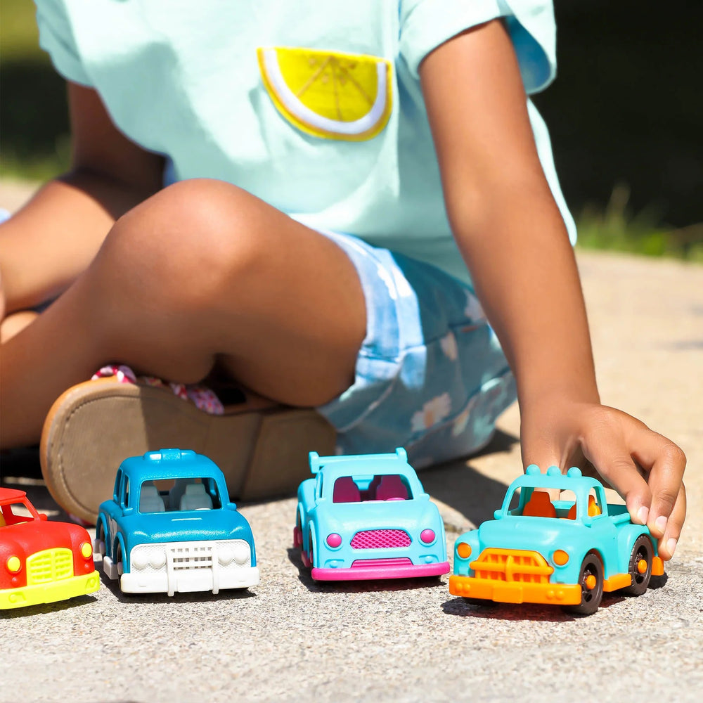 Set mit 4 kleinen Autos mit Pick-up – Happy Cruisers - Tublu.de