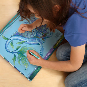 Großes Skizzenbuch mit Buntstiften, Schablonen und Aufklebern – Pferde Ariaz und Joyiaz, Größe L