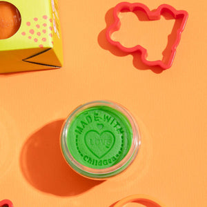 Kreativset, 100 % natürliche Knete und 8 Formen – Kleiner Künstler - Tublu.de