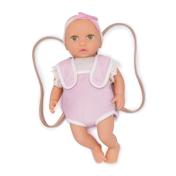 Babypuppe mit Trageschale im cremefarbenen Outfit mit Spitzenrüschen