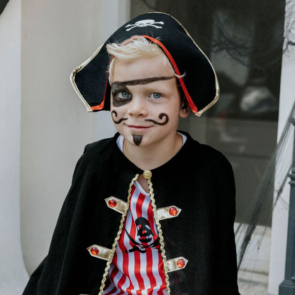 Pirat-Kostüm mit Umhang  – Größe 116–128 cm (5–8 Jahre)