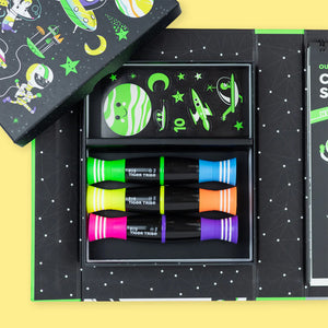 Neon-Malbuch-Set – Weltraum - Tublu.de