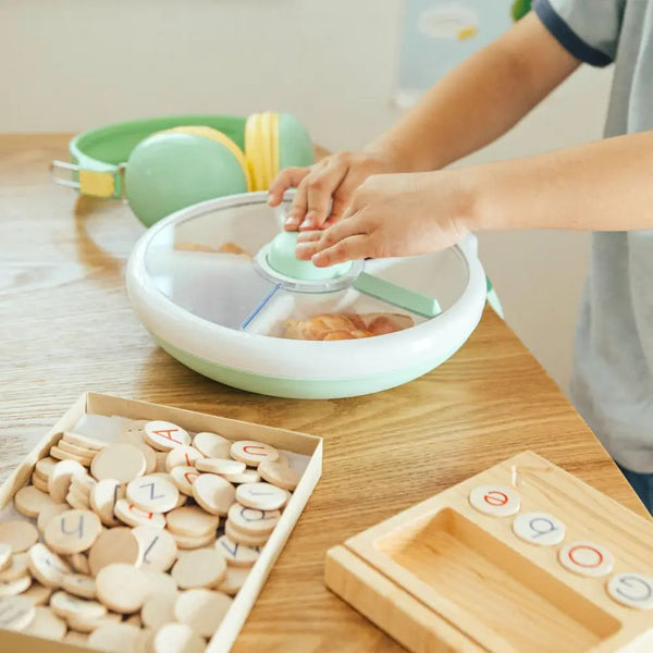 Großer Snackbehälter Snack Spinner- Mint Green