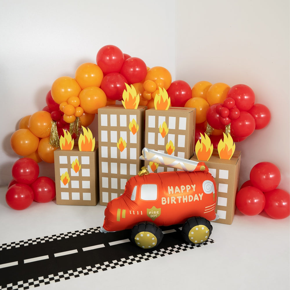 Stehender Folienballon – Feuerwehrauto 67 x 53 cm