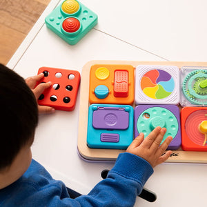Set mit 4 sensorischen Quadraten mit Zahnrad PlayTab