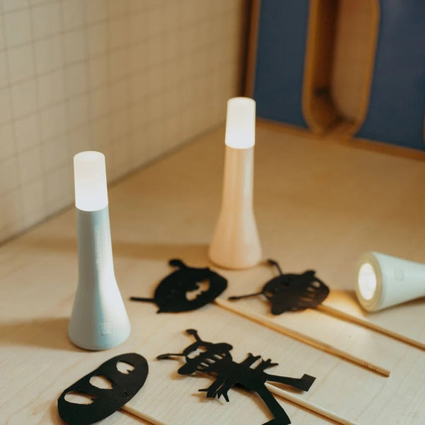 Multifunktionale Taschenlampe – Nude