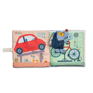 Weiches Aktivitätsbuch – Jules' Hundegarage 12 m+