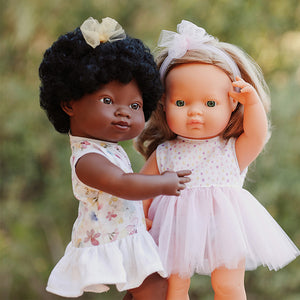 Babypuppe Mädchen My Friends & Me – Europäerin Dunkelblond 38 cm