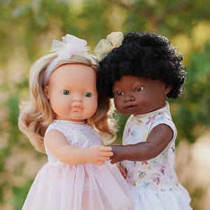 Babypuppe Mädchen My Friends & Me – Europäerin Dunkelblond 38 cm