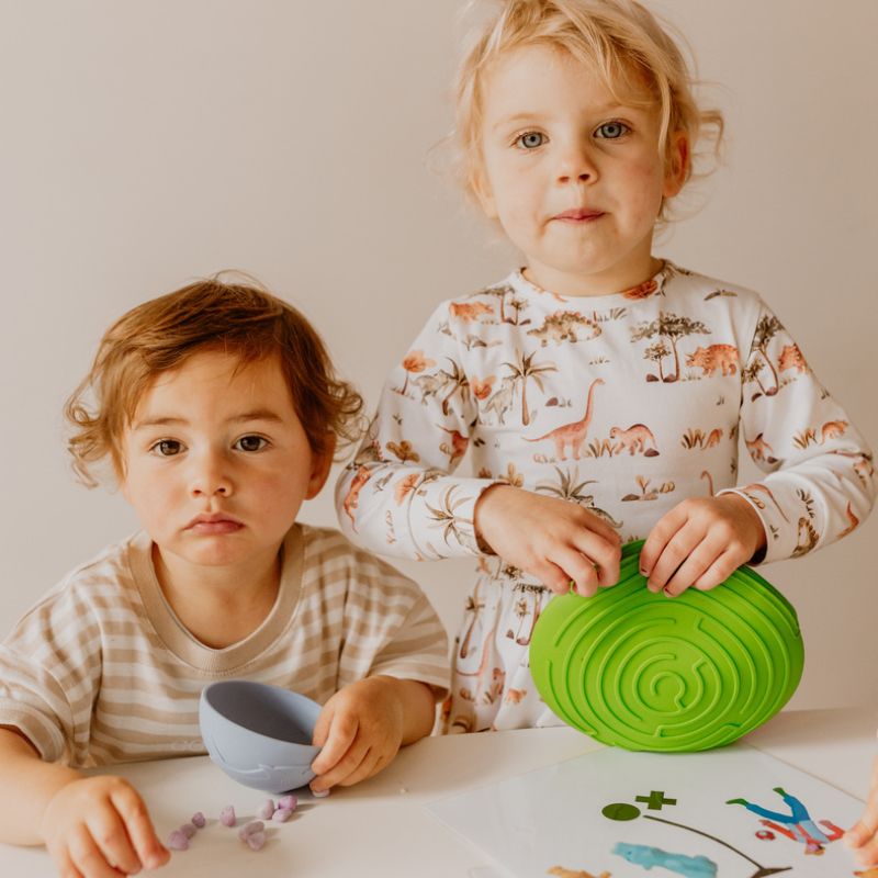 Peekaboo-Sensorikscheibe mit Figuren – Bauernhof