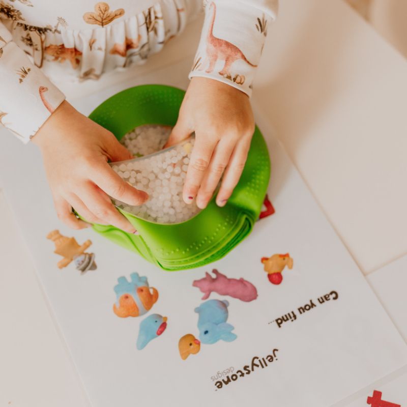 Peekaboo-Sensorikscheibe mit Figuren – Bauernhof